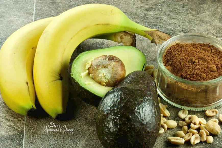 plantain pudding, paired with creamy, ripe avocado. A delightful treat that’s both nutritious and indulgent.